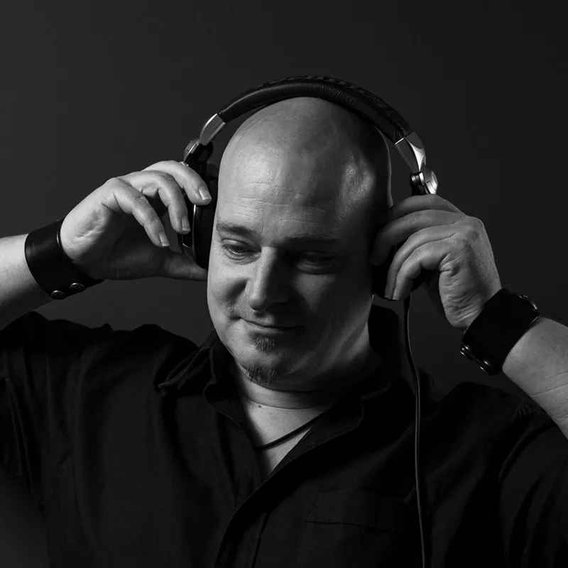 Alex DeMar